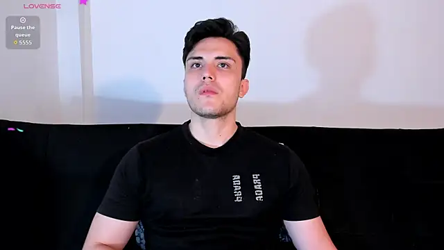 Snapshot of jasonxd9898 chatting on 11-19-25, 01:27 jasonxd9898 online show from 11-19-25, 01:27