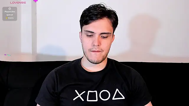 Snapshot of jasonxd9898 chatting on 11-30-25, 02:48 jasonxd9898 online show from 11-30-25, 02:48