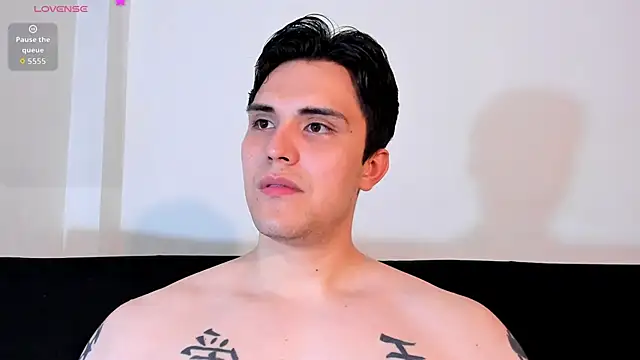 Snapshot of jasonxd9898 chatting on 12-15-25, 03:11 jasonxd9898 online show from 12-15-25, 03:11