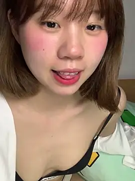 zhaomosheng125216 online show from 03-02-26, 07:15