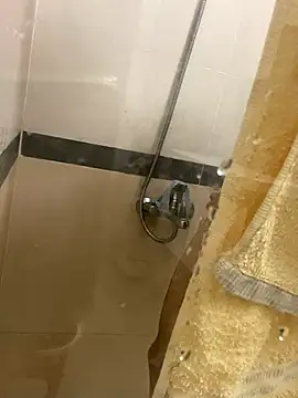 Snapshot of traidamtimgainung chatting on 10-08-25, 12:36 traidamtimgainung online show from 10-08-25, 12:36