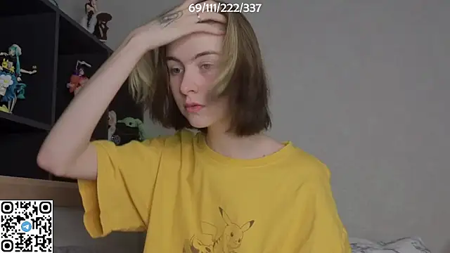 Snapshot of bertamimi chatting on 10-31-25, 06:31 bertamimi online show from 10-31-25, 06:31