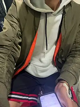 Yasar-Xxxl online show from 02-26-26, 09:47