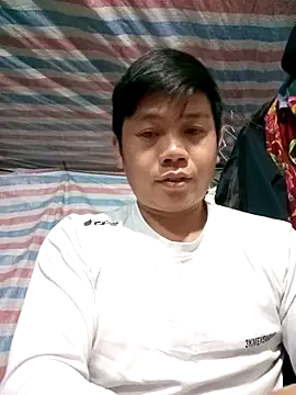 DungLuongg online show from 04-01-26, 02:25