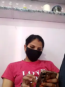 poojam93 online show from 11-01-25, 08:27