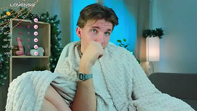 Snapshot of Robby_Manson chatting on 12-05-25, 05:49 Robby Manson online show from 12-05-25, 05:49