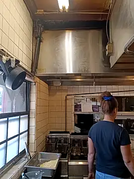 sarahkat86 online show from 11-17-25, 04:13