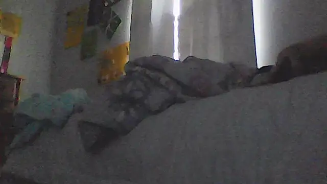 sarahkat86 online show from 06-07-26, 11:03