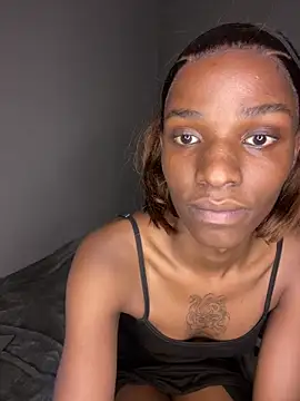 Trans fairy online show from 05-25-26, 01:06