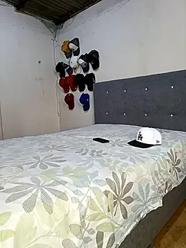 Catire10  online show from 04-27-26, 01:53