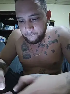 Snapshot of Catire10_ chatting on 05-16-26, 03:25 Catire10 online show from 05-16-26, 03:25