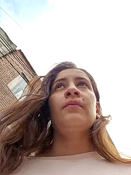 aytanna torrez online show from 10-22-25, 01:00