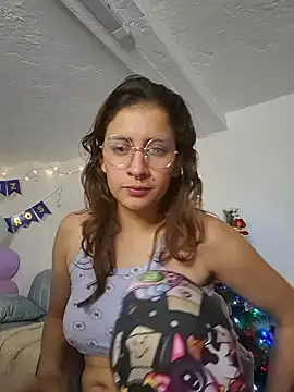 aytanna torrez online show from 12-04-25, 01:09