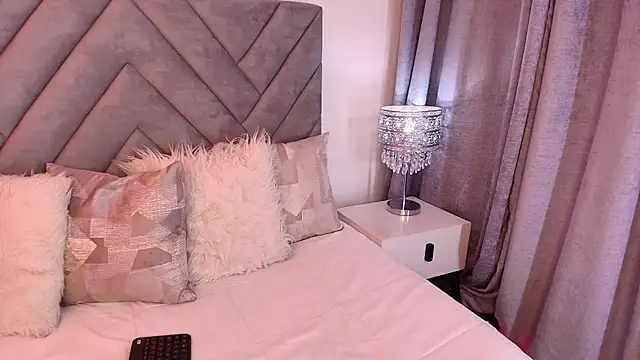 sara owens7 online show from 03-25-26, 01:33