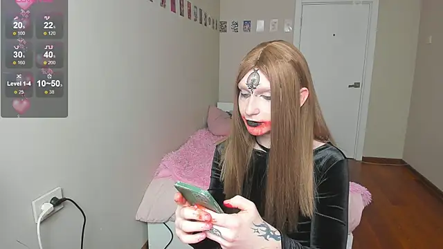 Snapshot of yoi_mika chatting on 10-31-25, 11:17 yoi mika online show from 10-31-25, 11:17