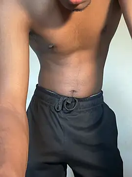 Snapshot of Lustking2406 chatting on 03-06-26, 09:06 Lustking2406 online show from 03-06-26, 09:06