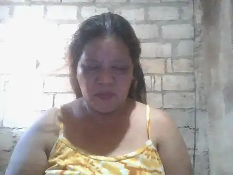 Snapshot of xxbernxxx chatting on 06-12-26, 11:57 xxbernxxx online show from 06-12-26, 11:57