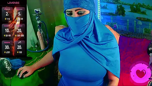 Snapshot of SultanaLayla chatting on 07-29-26, 07:01 SultanaLayla online show from 07-29-26, 07:01