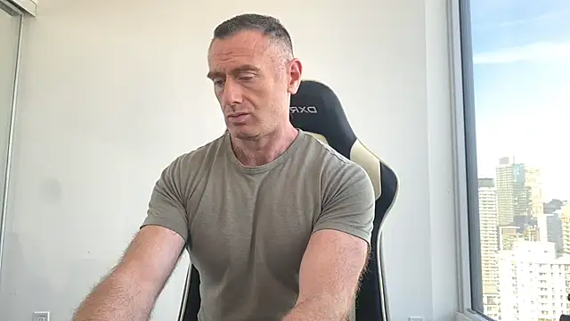 TheDonnyBasilisk online show from 10-10-25, 01:10