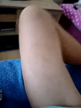 Snapshot of Micki2 chatting on 09-14-25, 06:01 Micki2 online show from 09-14-25, 06:01