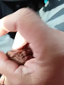 Snapshot of Micki2 chatting on 10-15-25, 11:10 Micki2 online show from 10-15-25, 11:10