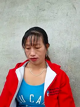 Snapshot of ngocngoc_cute chatting on 10-04-25, 12:52 ngocngoc cute online show from 10-04-25, 12:52