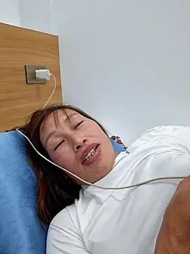 ngocngoc cute online show from 01-10-26, 12:51