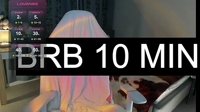 Snapshot of Vanellopes chatting on 11-29-25, 12:52 Vanellopes online show from 11-29-25, 12:52