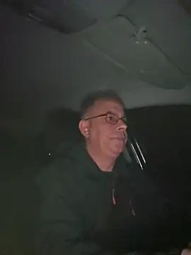 Snapshot of andyjulia chatting on 11-03-25, 05:20 andyjulia online show from 11-03-25, 05:20