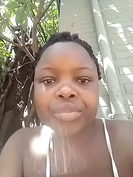 Snapshot of YummySyriaxoxo chatting on 03-10-26, 09:58 YummySyriaxoxo online show from 03-10-26, 09:58