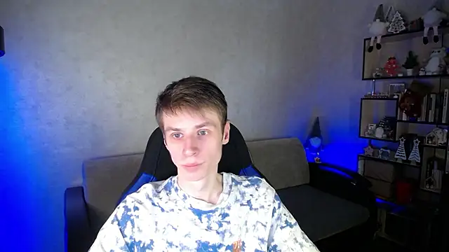 yes cute boy  online show from 02-02-26, 07:07