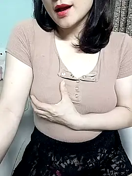 Snapshot of Spa-LinhLinh chatting on 11-02-25, 04:31 Spa-LinhLinh online show from 11-02-25, 04:31