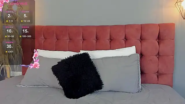 victoria decapri online show from 07-14-26, 07:41