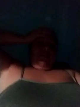 yyuly online show from 10-26-25, 03:45