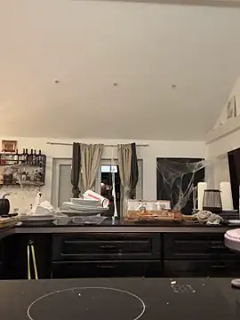 Gipsyboysteve online show from 10-27-25, 12:04