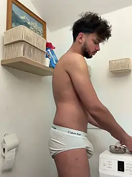 Gipsyboysteve online show from 04-21-26, 03:24