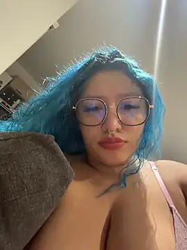 HATSUNE   online show from 03-31-26, 10:21