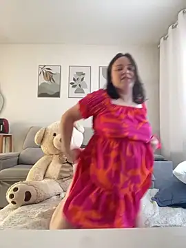 Snapshot of Kendra_Mystika chatting on 09-24-25, 04:32 Kendra Mystika online show from 09-24-25, 04:32