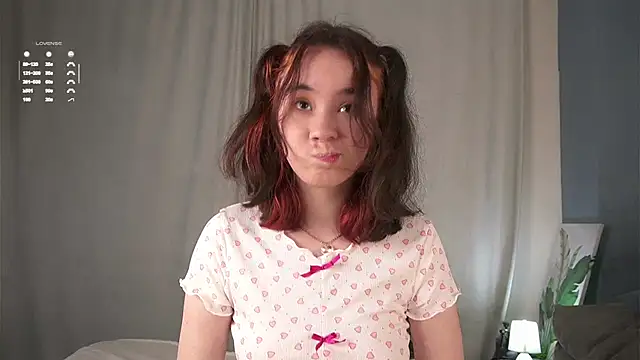 Snapshot of AlbertaClack chatting on 09-14-25, 11:53 AlbertaClack online show from 09-14-25, 11:53