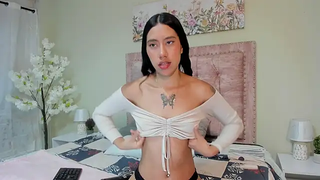 Snapshot of Mei_Lin_Luna chatting on 10-09-25, 07:23 Mei Lin Luna online show from 10-09-25, 07:23