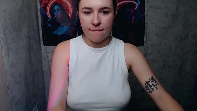 Snapshot of JuliaTopp_ chatting on 11-03-25, 07:20 JuliaTopp online show from 11-03-25, 07:20