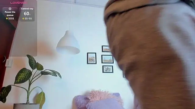 Snapshot of Coco_joness chatting on 11-09-25, 07:56 Coco joness online show from 11-09-25, 07:56