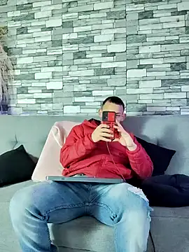 Snapshot of Masterblue_hot chatting on 11-04-25, 09:47 Masterblue hot online show from 11-04-25, 09:47