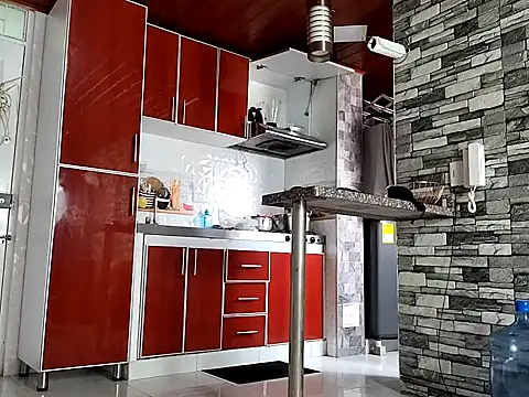 Snapshot of Masterblue_hot chatting on 12-04-25, 08:06 Masterblue hot online show from 12-04-25, 08:06