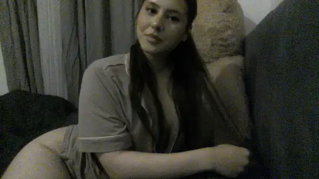 Snapshot of laylabliss chatting on 10-18-25, 12:57 laylabliss online show from 10-18-25, 12:57