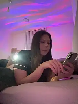 Snapshot of laylabliss chatting on 11-07-25, 08:20 laylabliss online show from 11-07-25, 08:20