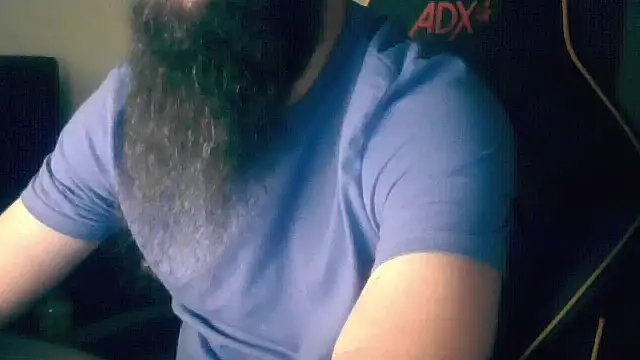 Snapshot of LondonMan1988 chatting on 12-22-25, 03:09 LondonMan1988 online show from 12-22-25, 03:09