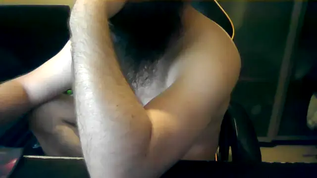 Snapshot of LondonMan1988 chatting on 02-14-26, 09:11 LondonMan1988 online show from 02-14-26, 09:11