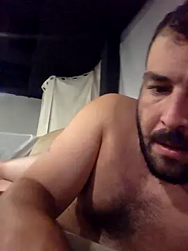 Snapshot of Me4Uanytime chatting on 09-13-25, 04:07 Me4Uanytime online show from 09-13-25, 04:07