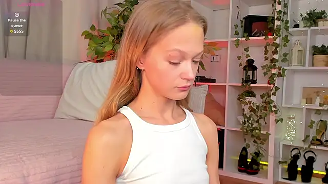 Kara smalltits online show from 12-04-25, 11:52